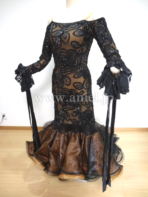 M3897・黒&ベージュ