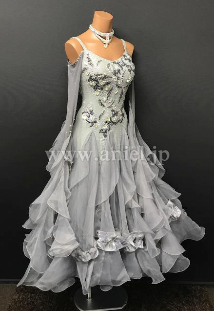 M7682・グレー※試着不可