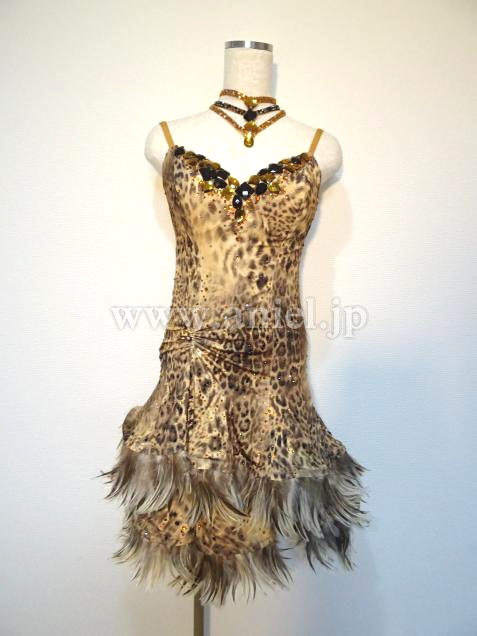 L3358・ヒョウ&羽