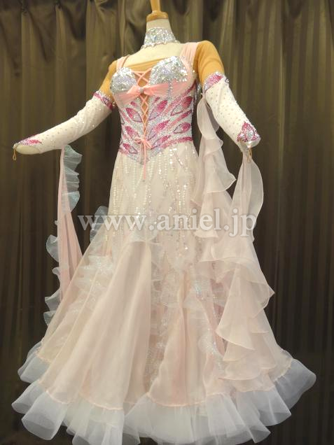 メルマガ51号目玉ドレス(モダン)・白&ベビーピンク