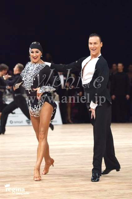 L2780・【VESA】黒&ホワイトパール