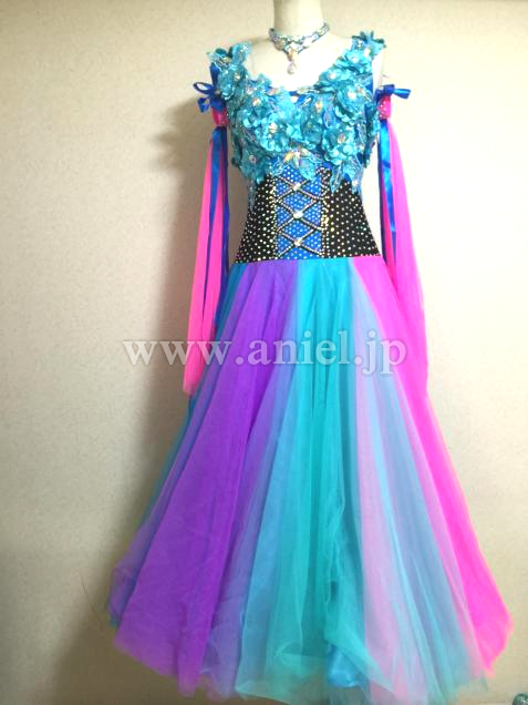 M3903・黒&カラフル