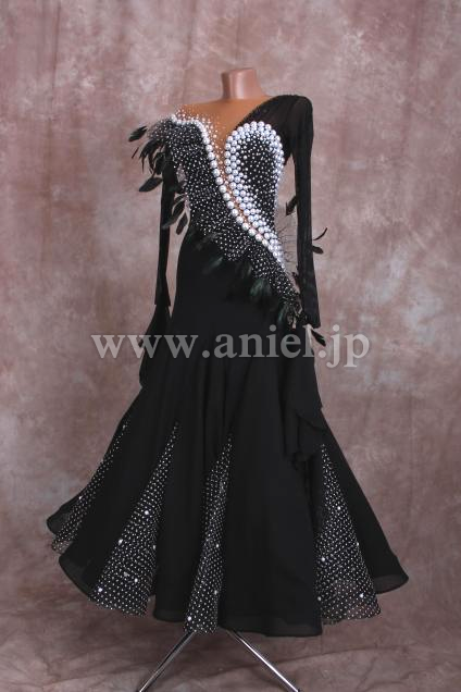 M6661・【NAZAR】黒ドットパール※試着不可