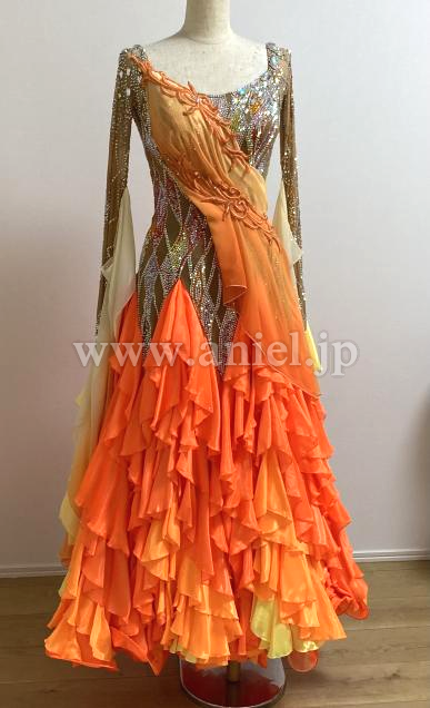 M8303・オレンジ&ベージュ