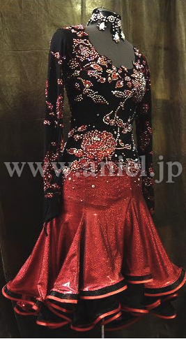 L2835・黒&赤花柄