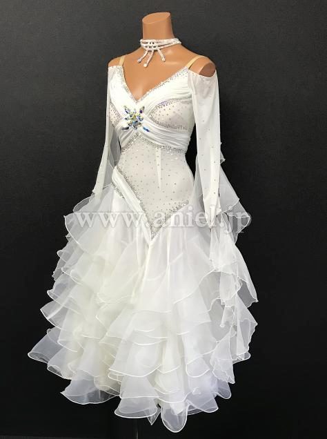 M7694・白※試着不可