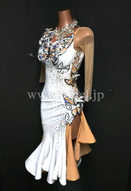 L7222・ベージュ&白蝶々