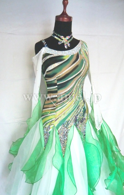 M3935・グリーン柄&白・