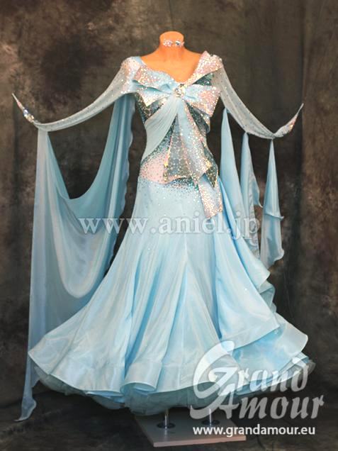 PM2682・ペールターコイズ