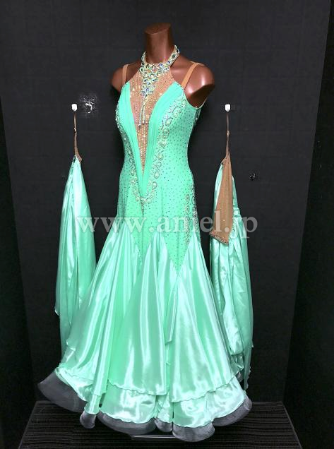 B244・ミントグリーン