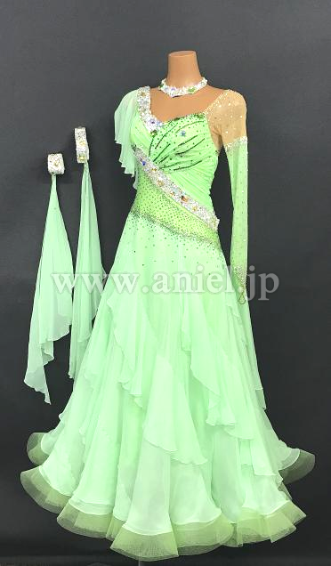 M7436・アップルグリーン