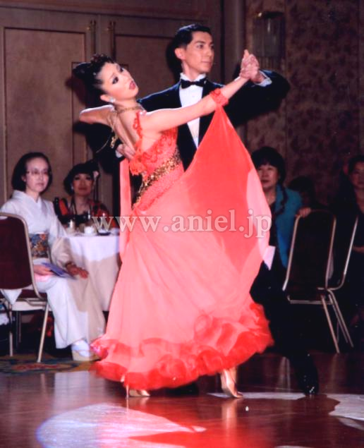 M3360・レッド&ゴールド※試着不可