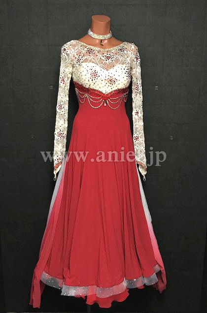 M8334・赤&白※試着不可