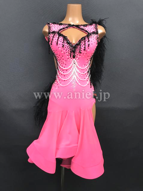 L6443・ピンク&黒羽根