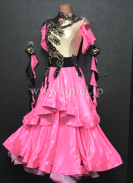 M8968・【SALE】ピンク&黒※試着不可