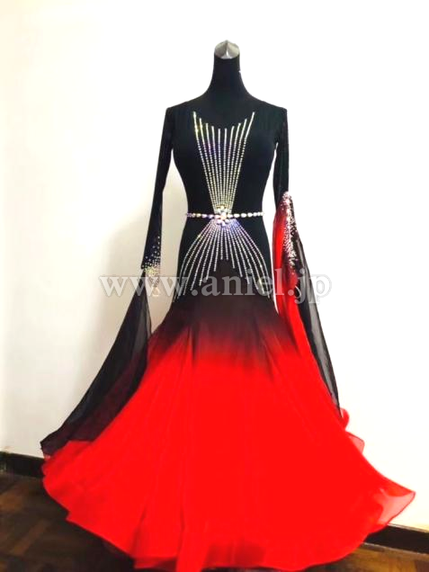 M5606・黒&赤※試着不可