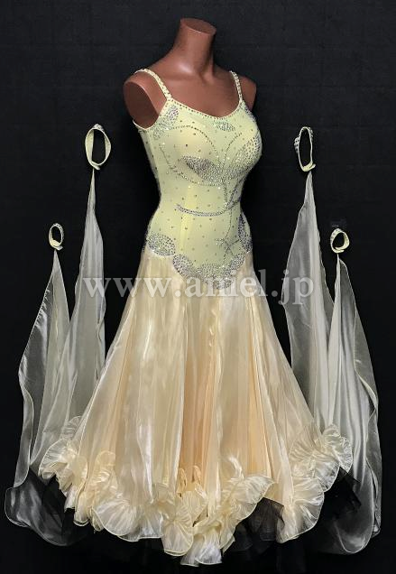 M8402・黄色※試着不可