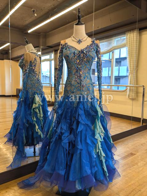 M9060・【チャコット】青レース