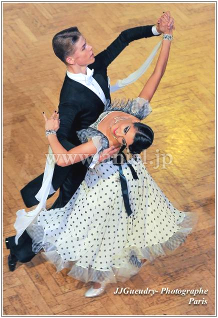 PM2793・【EM】ホワイト&ドット