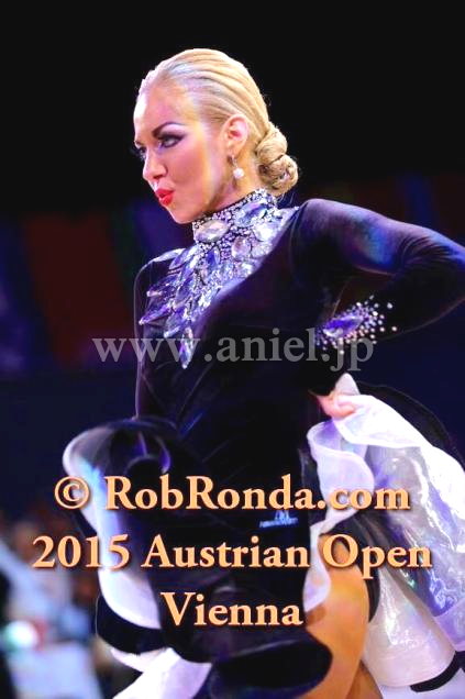 L3883・【Abraham Martinez】黒ベロア【スヴェトラーナ着用】