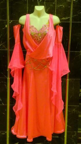 M318・ショッキングピンク・7万円