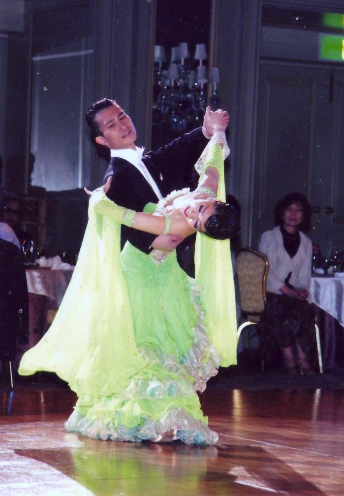 M421・蛍光グリーン&ゴールドレース・10万円