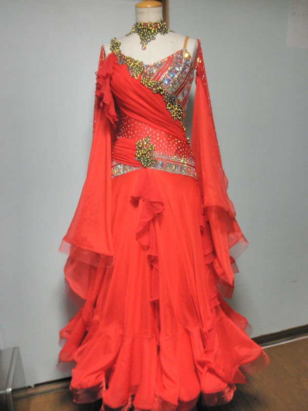 M444・赤・16万円