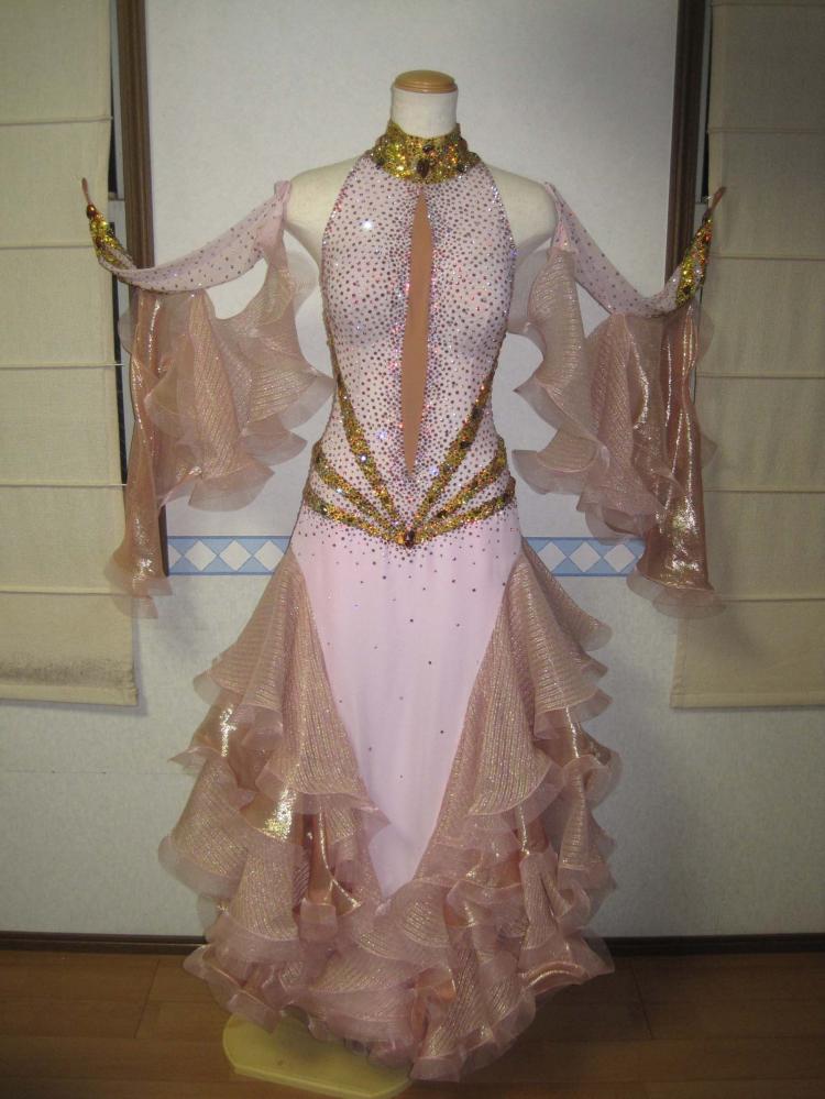 M456・薄いピンク・18万円