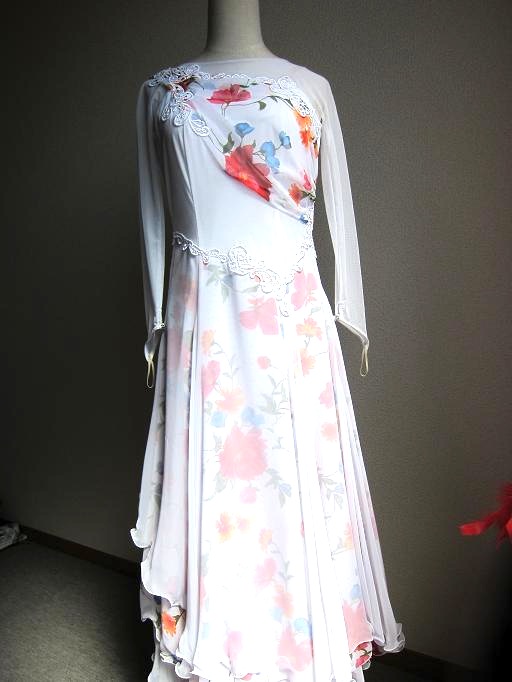 M489・白＆花・4万5千円