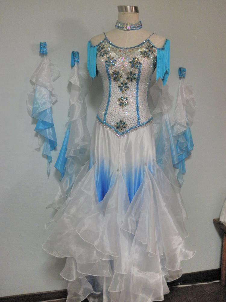 M596・白＆青・5万円