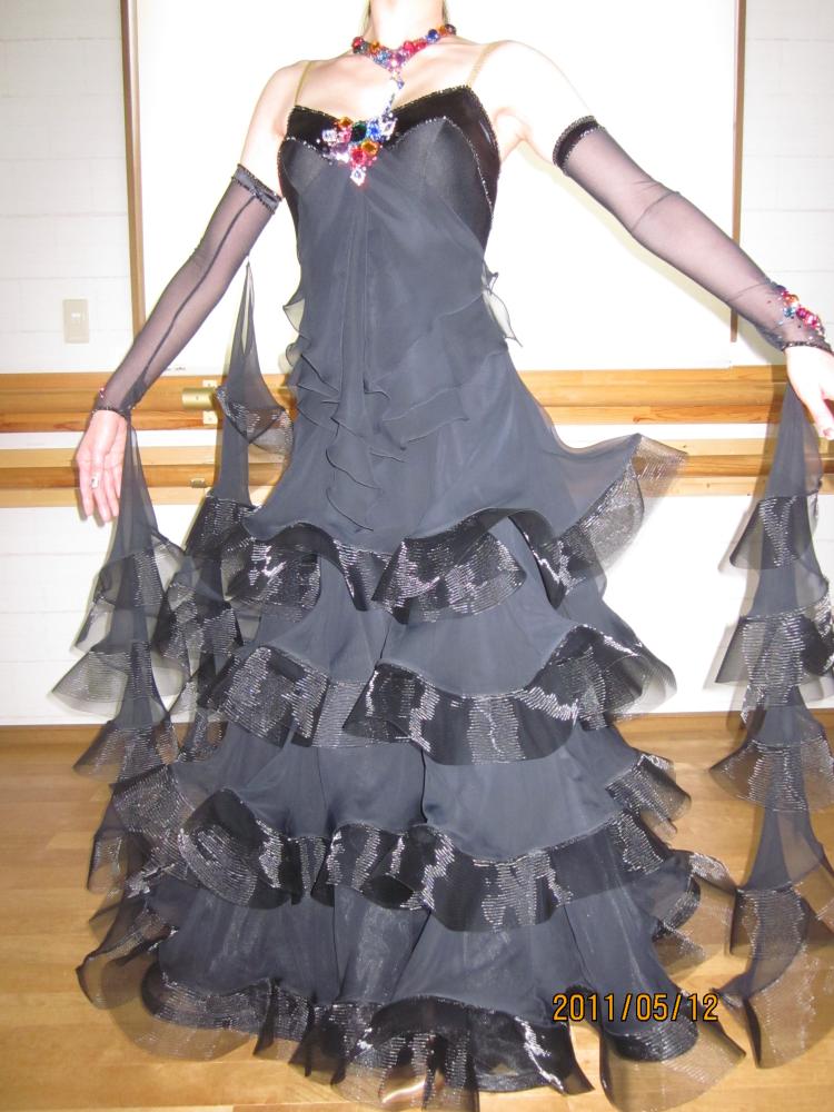 M602・黒＆カラフル・20万円