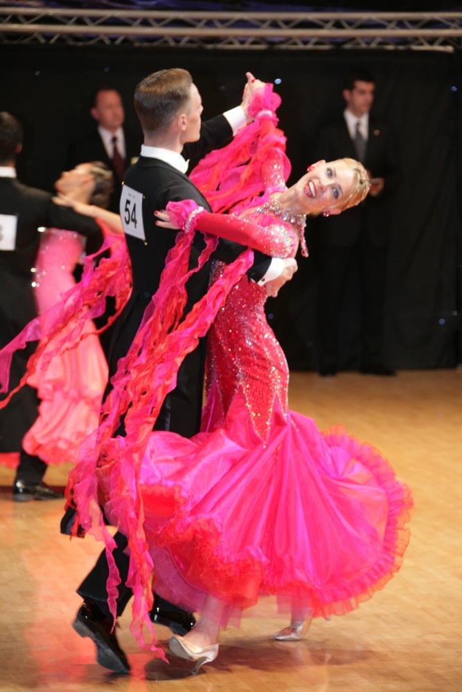 M627・赤・23万5千円※試着不可