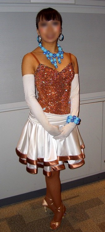 L517・ベージュ＆白・6万円