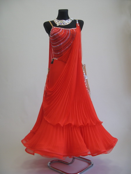 M675・赤・22万円※試着不可