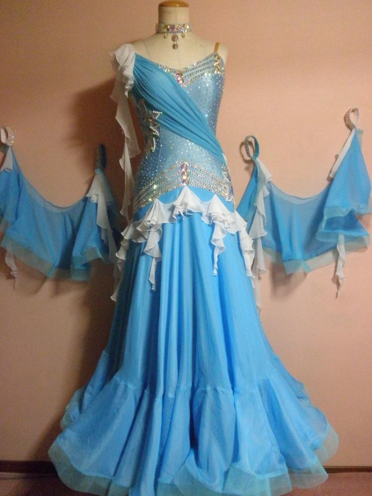 M685・水色・10万円