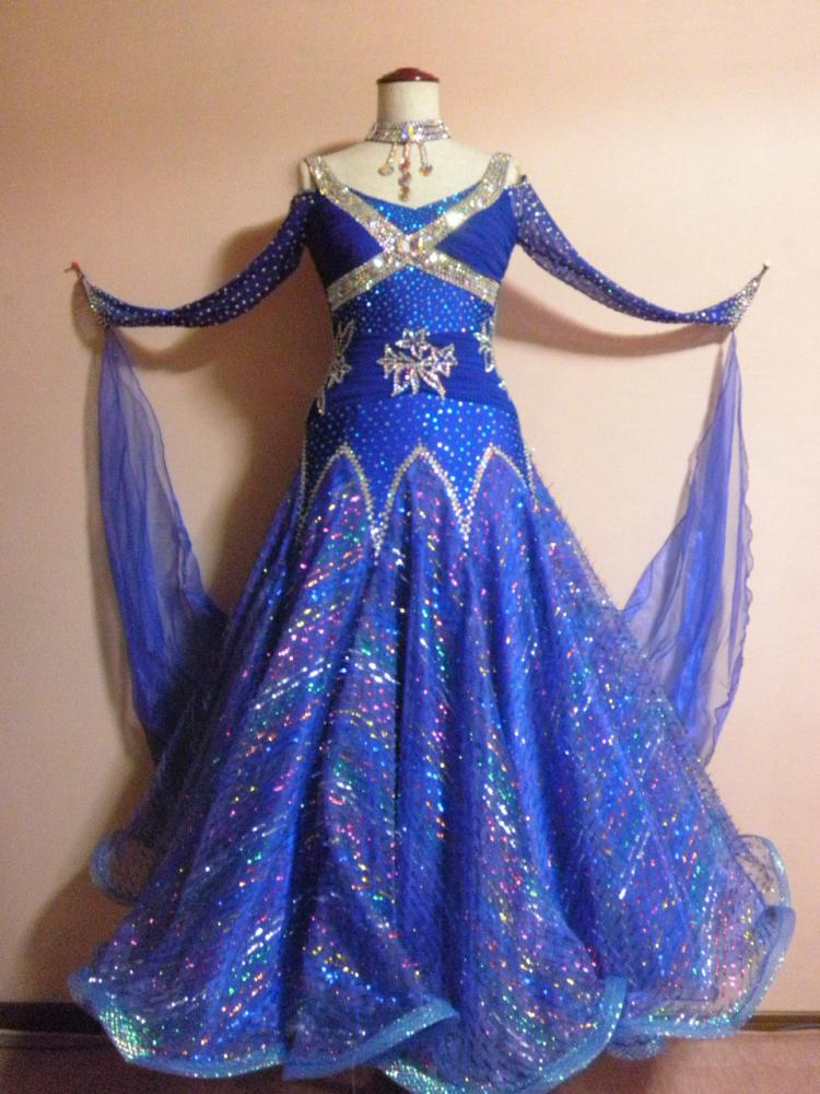 M772・ロイヤルブルー・13万円