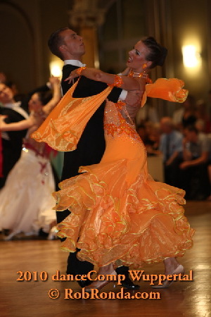 M824・オレンジ・8万5千円