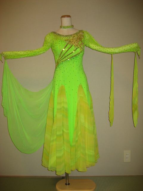 M822・黄緑・3万円