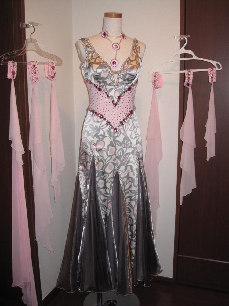 M833・ピンク＆グレー