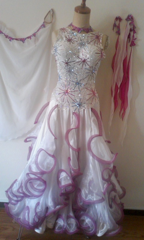 M899・ピンク・18万円