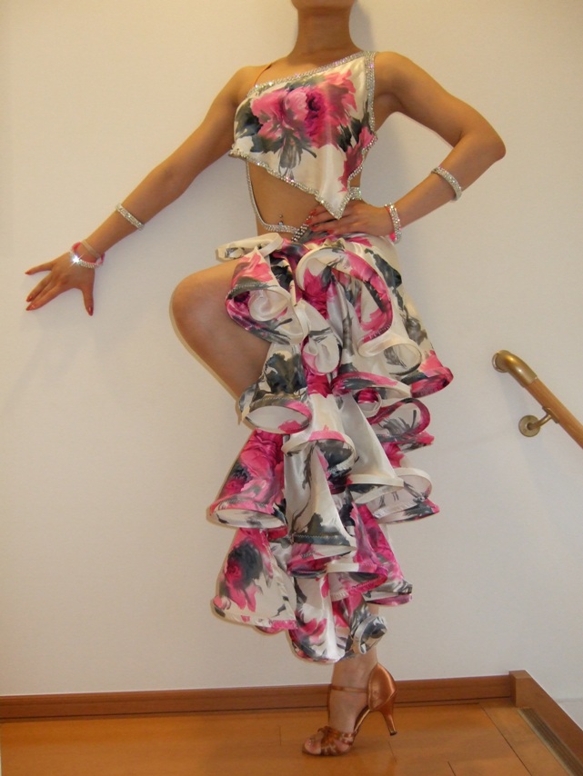 L700・紫花柄・10万円