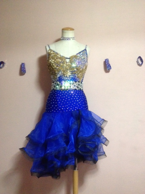 L712・ロイヤルブルー