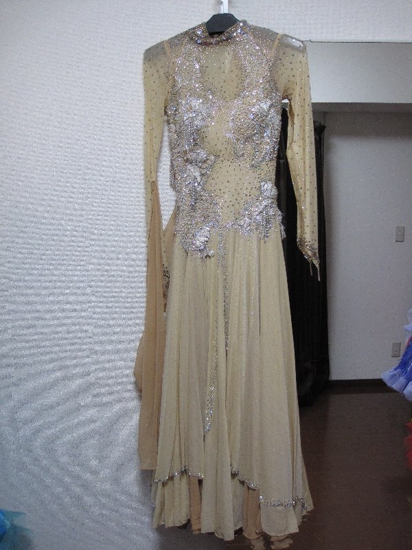 M1032・クリーム