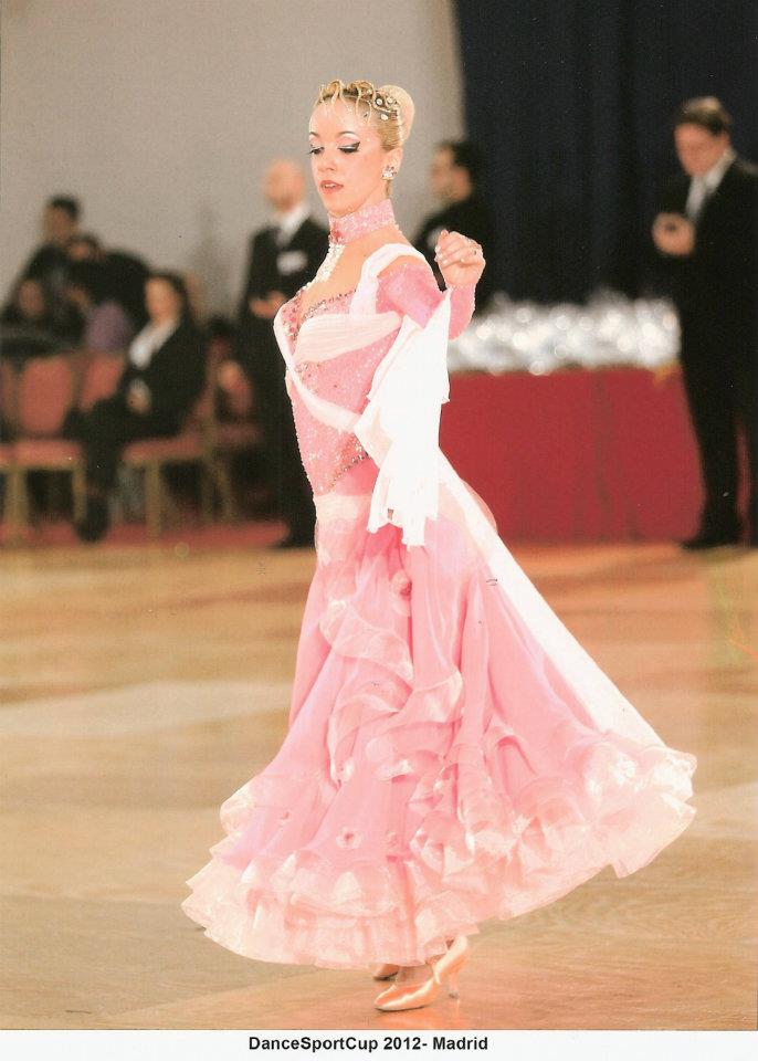 <em><span style="color:#CC3366">PM1087・蛍光ピンク</span></em>