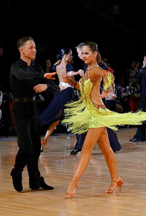 <em><span style="color:#CC3366">PL916・黄＆黄緑※試着不可</span></em>