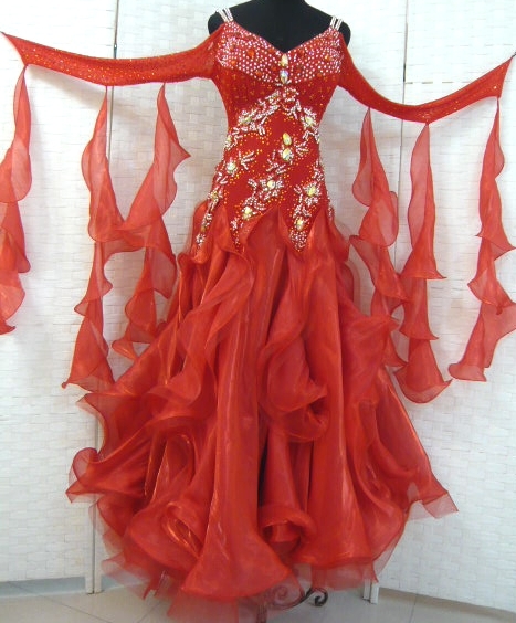 M1244・赤・※試着不可