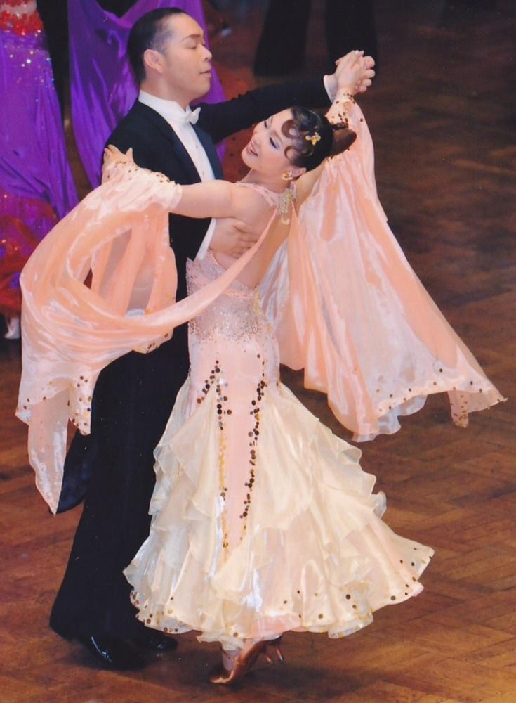 M1273・シャンパンゴールド