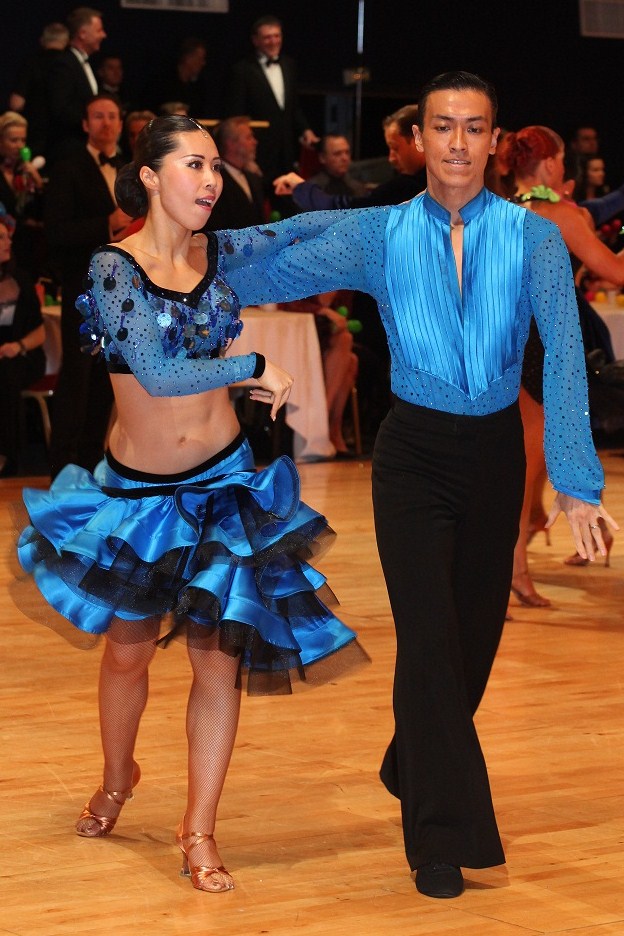 L1011・青※試着不可