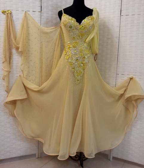 M1394・ベージュ※試着不可