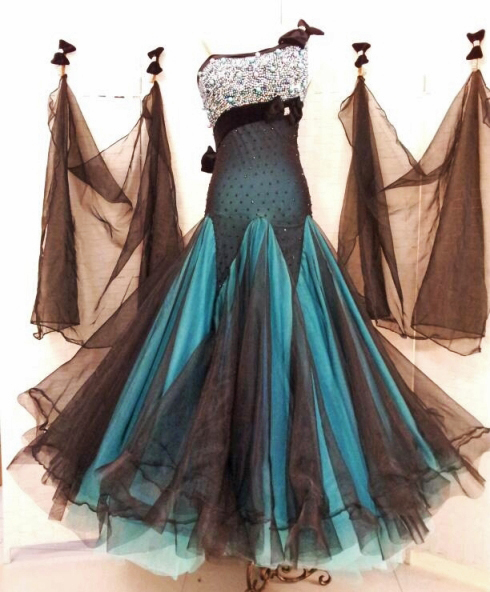 M1429・黒＆青・※試着不可